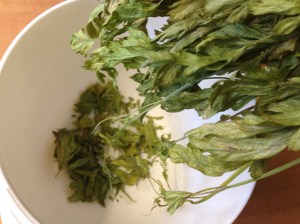 The dry parsley leaves were easy to crush and separate from the stems.